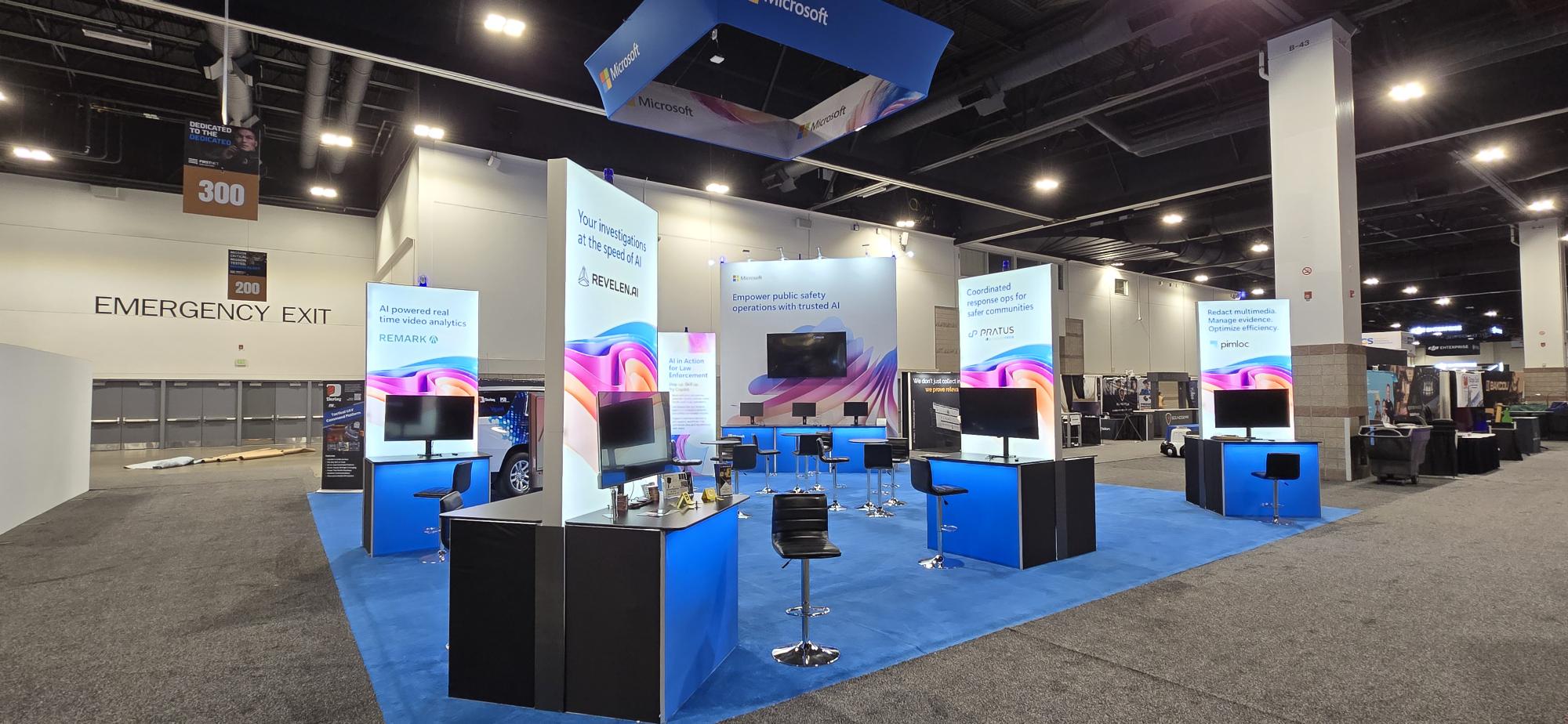 How to Choose Trade Show Lighting: CRI, Wattage & Color Temperature Explained
