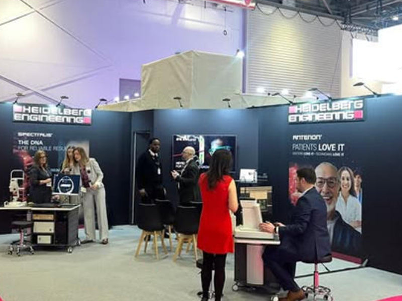How to Light a Shelf Display at a Trade Show: LED Strip vs. Arm Light