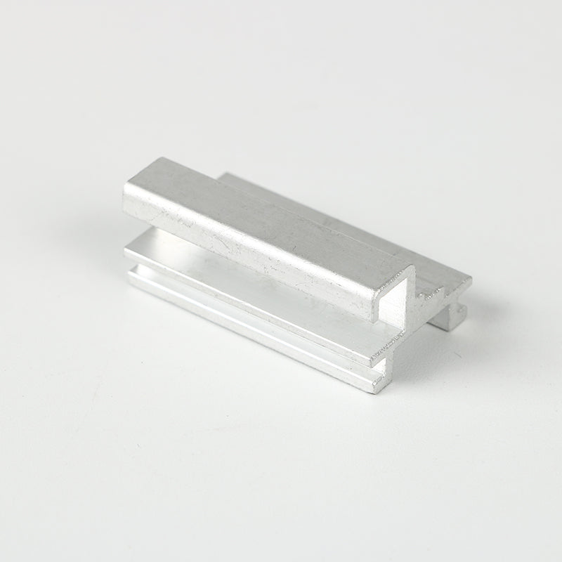 Quick-install trade show light mounting hardware for modular exhibition systems