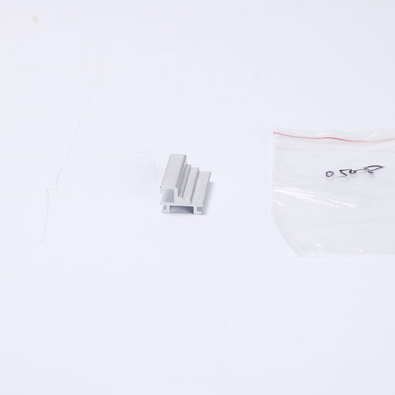 Mounting clip for SEG light box and exhibition lighting