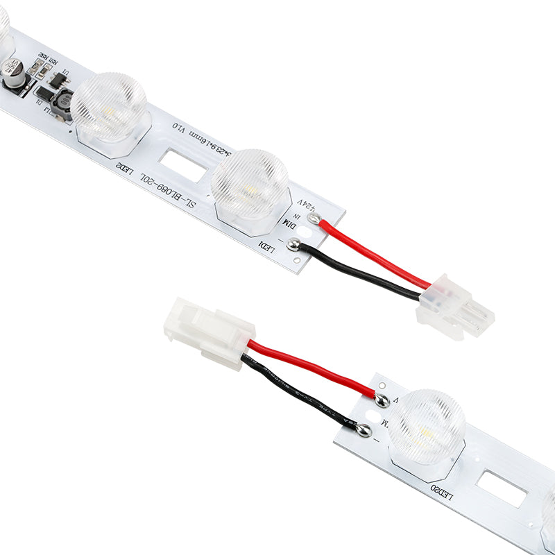 plug-and-play connector on 45W LED light bar for large light box installation