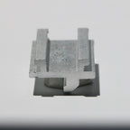 No-drill curved hook exhibition light mount for modular booth systems
